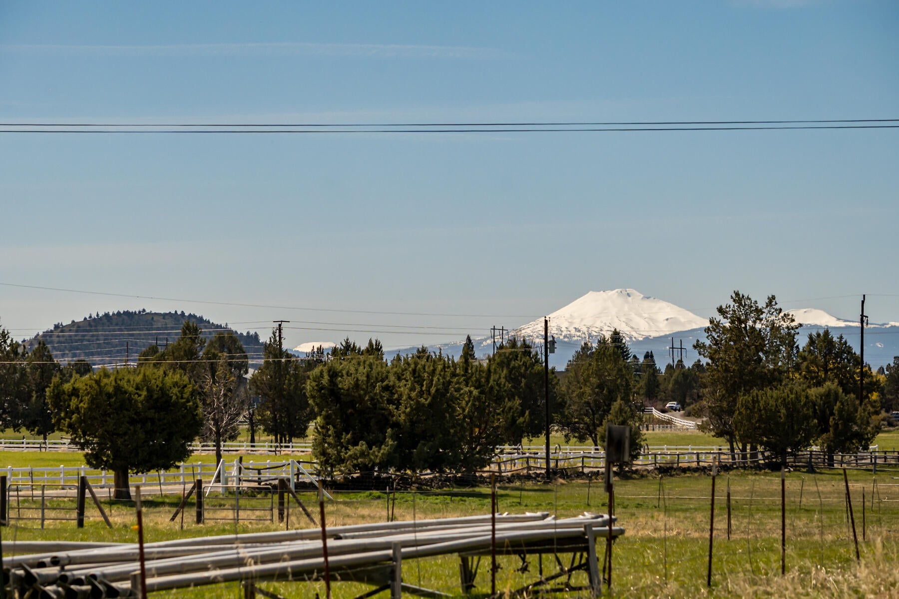 22070 Erickson Road Bend, OR 97701 - Photo 32 of 37 JH5_9207