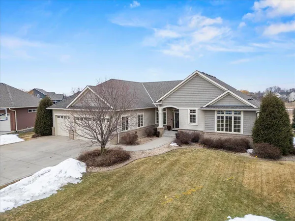 $700,000 | 832 Savanna Trail, Delano, MN 55328