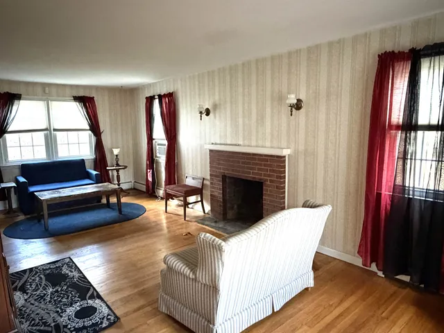 $425,000 | 785 Brattleboro Road, Hinsdale, NH 03451