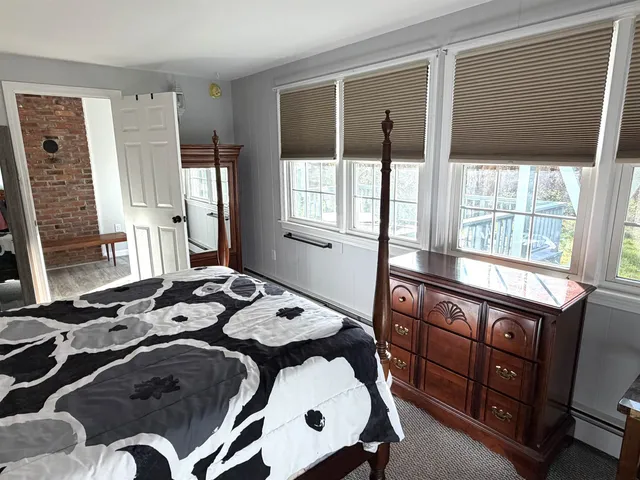 $425,000 | 785 Brattleboro Road, Hinsdale, NH 03451