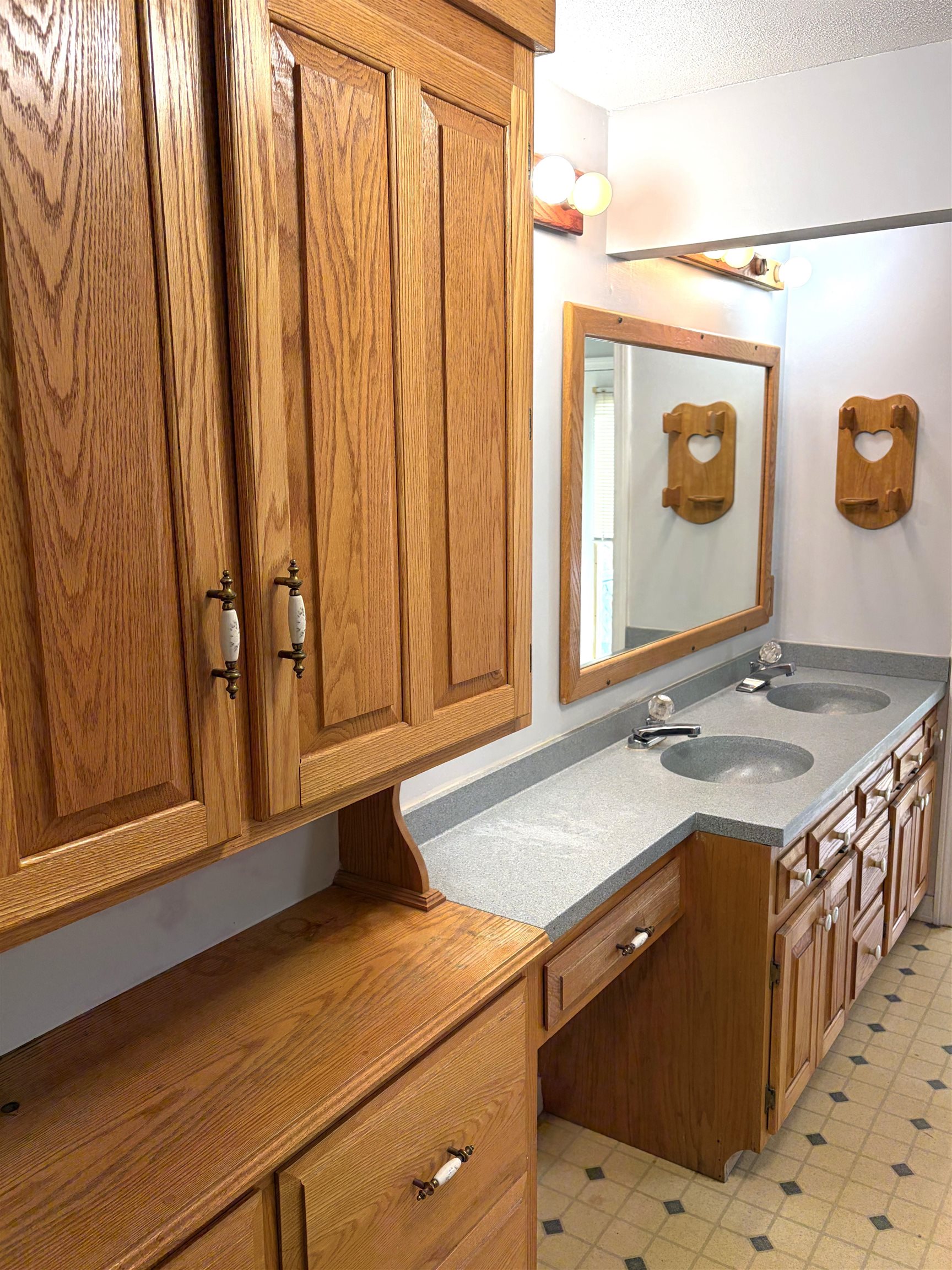 785 Brattleboro Road Hinsdale, NH 03451 - Photo 40 of 60