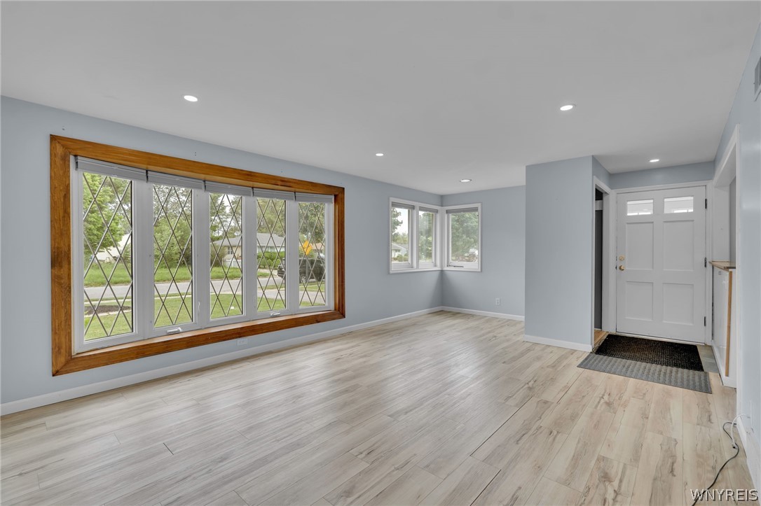 208 Bennington Road Amherst, NY 14226 - Photo 8 of 41