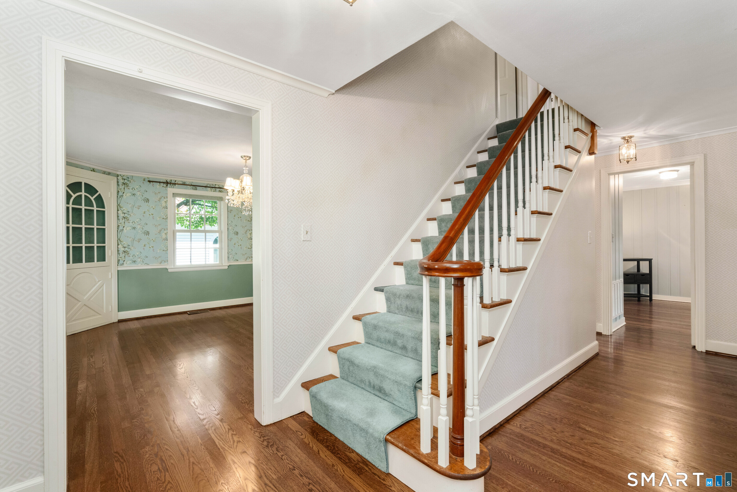 20 Cornell Road West Hartford, CT 06107 - Photo 2 of 40