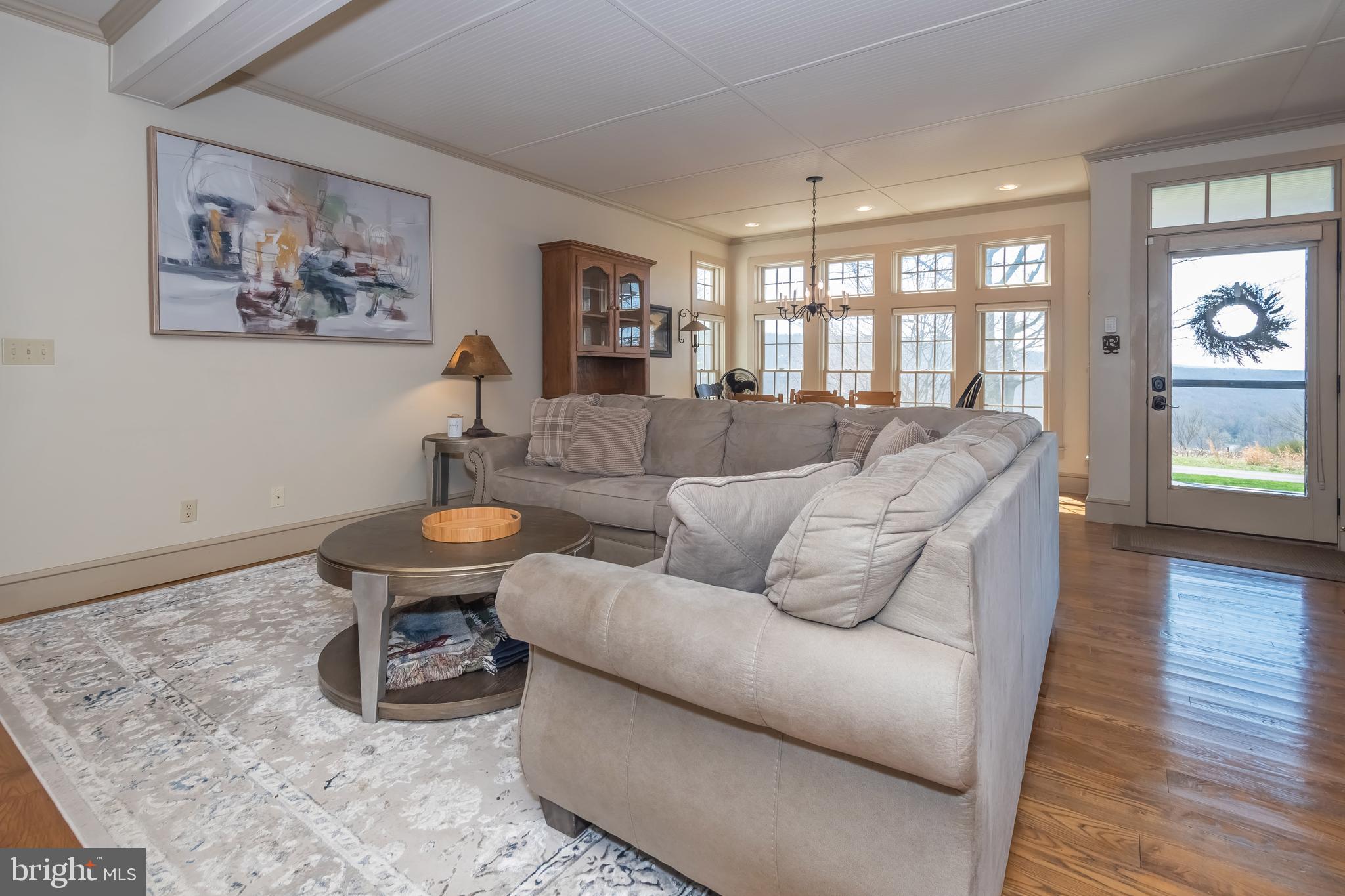 726 Sunset Ridge Drive McHenry, MD 21541 - Photo 14 of 50 a living room with furniture