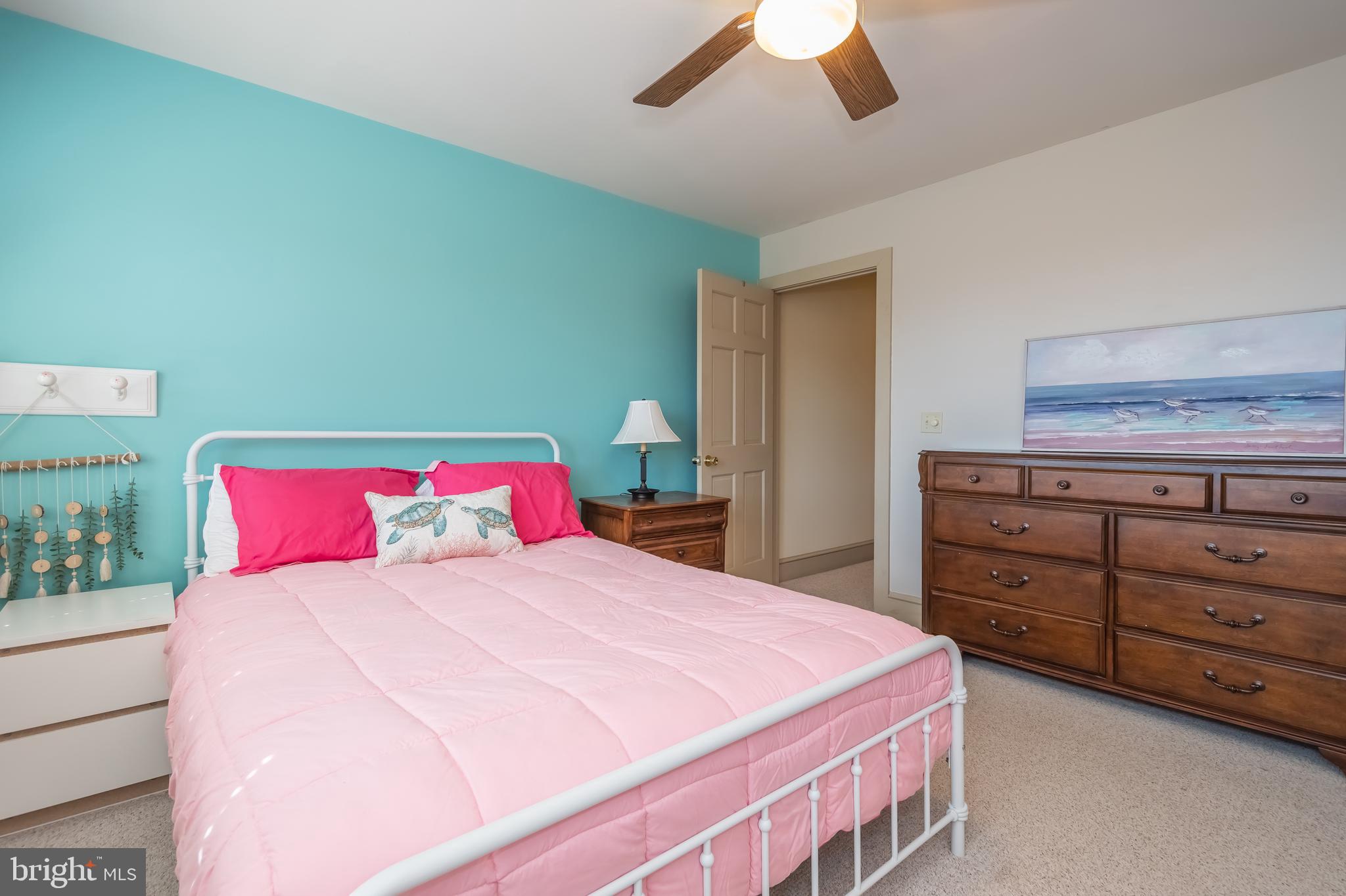 726 Sunset Ridge Drive McHenry, MD 21541 - Photo 40 of 50 a bedroom with a bed and a dresser