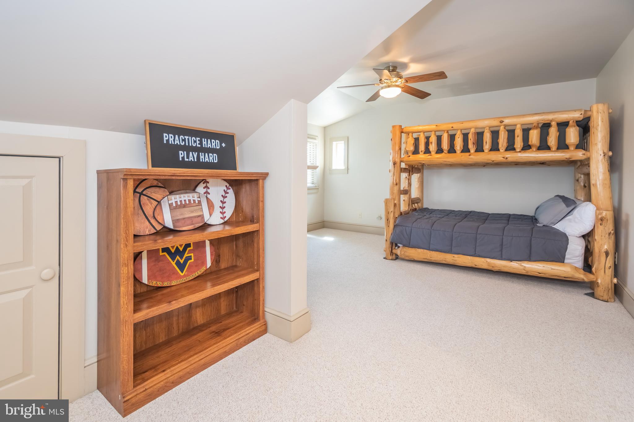 726 Sunset Ridge Drive McHenry, MD 21541 - Photo 42 of 50 a view of a room with furniture and window