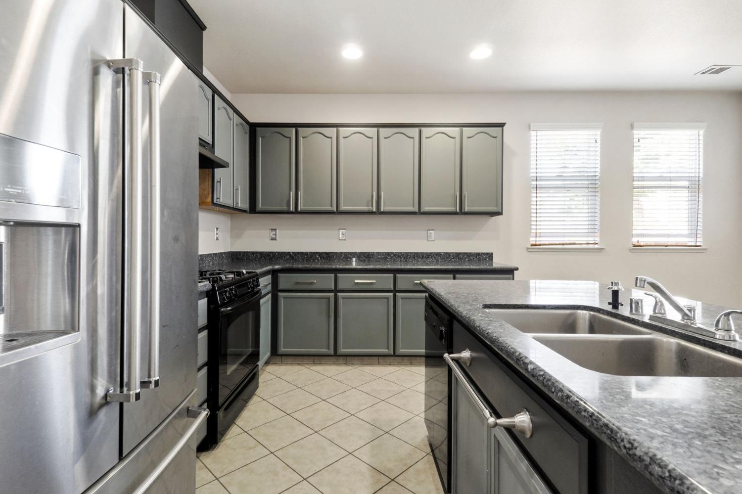 4609 Stern Drive Merced, CA 95348 - Photo 15 of 35 Gallery Image 15