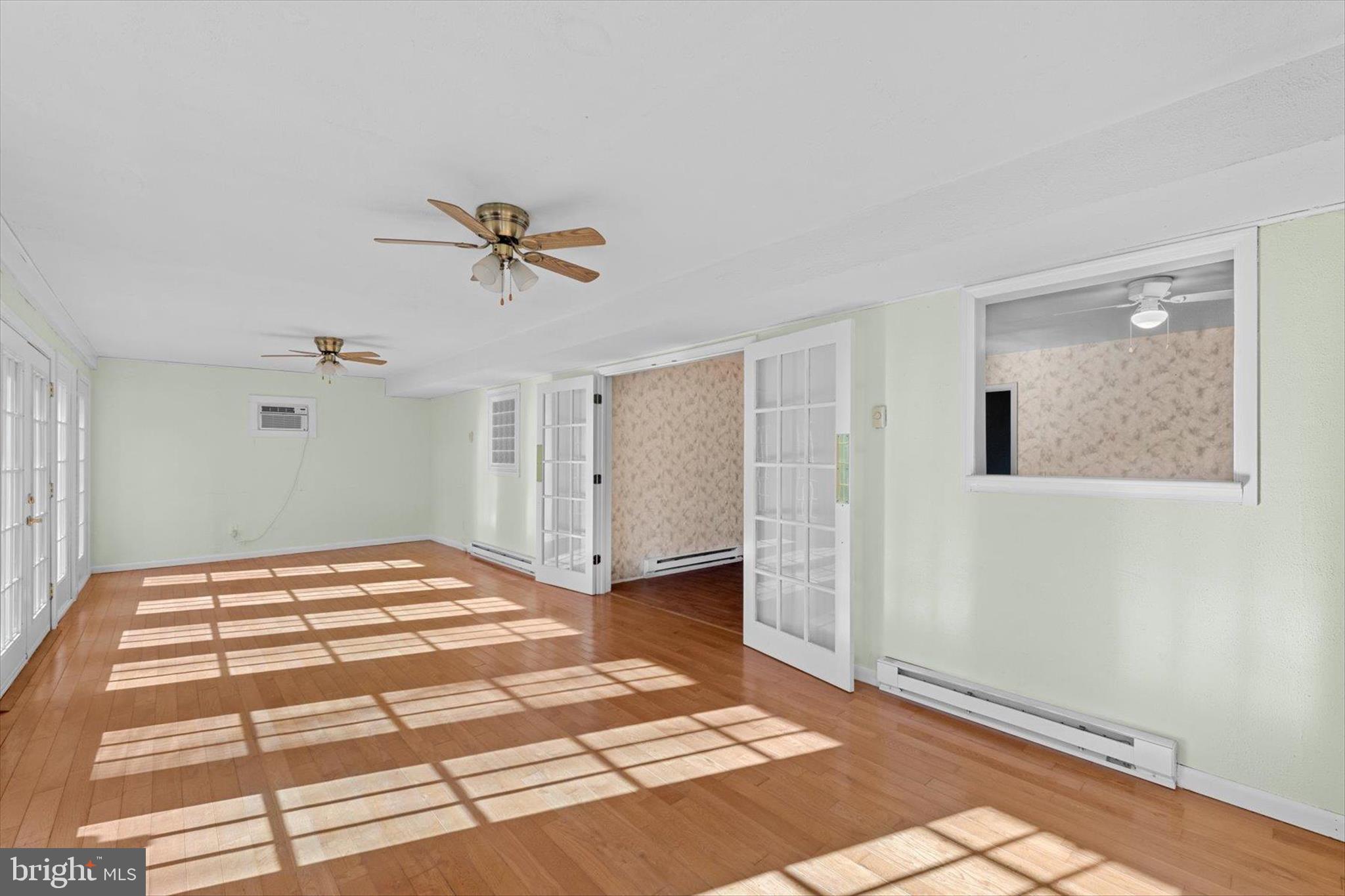 12468 Taylor Mill Road Laurel, DE 19956 - Photo 14 of 37 a very nice looking room with a ceiling fan