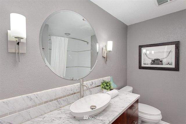 $385,000 | 8120 145th Court Northeast, Unit D, Redmond, WA 98052