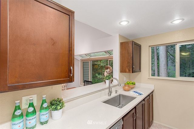 $385,000 | 8120 145th Court Northeast, Unit D, Redmond, WA 98052