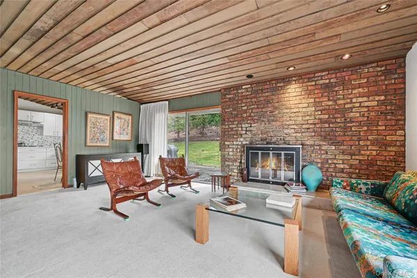 a living room filled with furniture