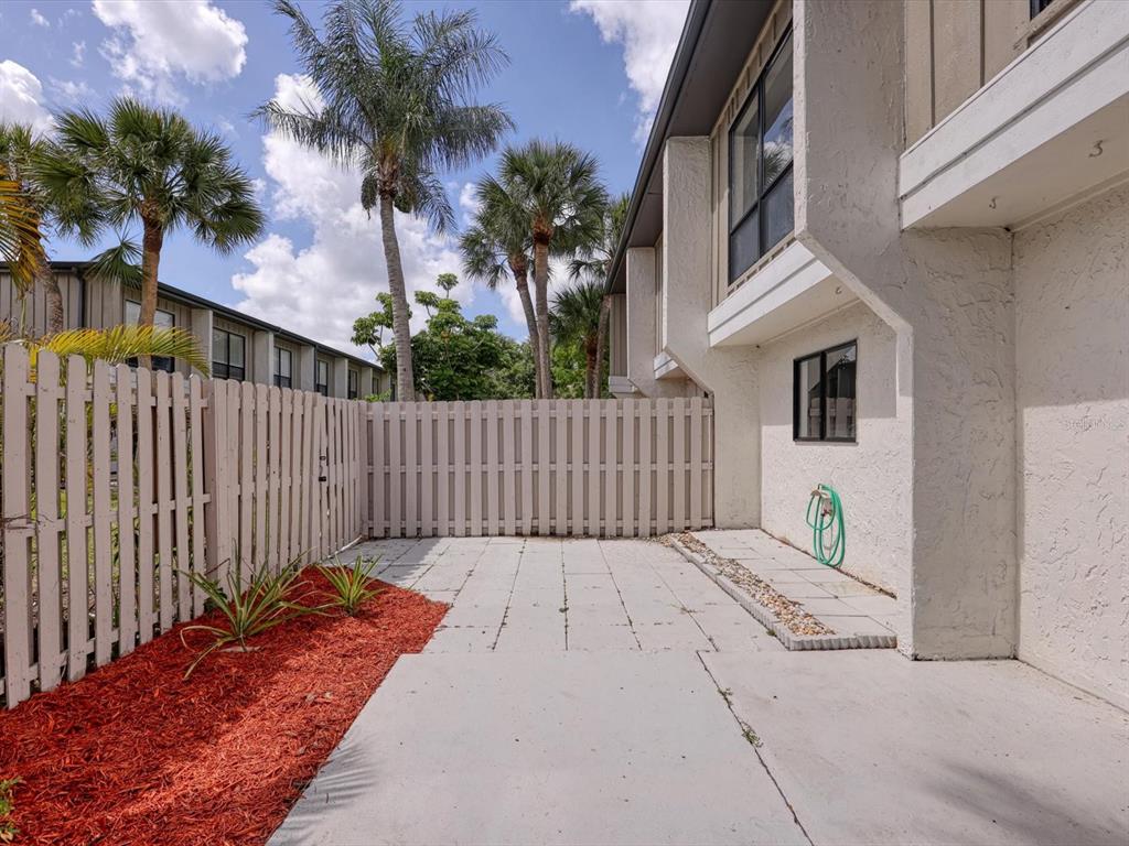 4001 South Beneva Road, Unit 401 Sarasota, FL 34233 - Photo 27 of 33