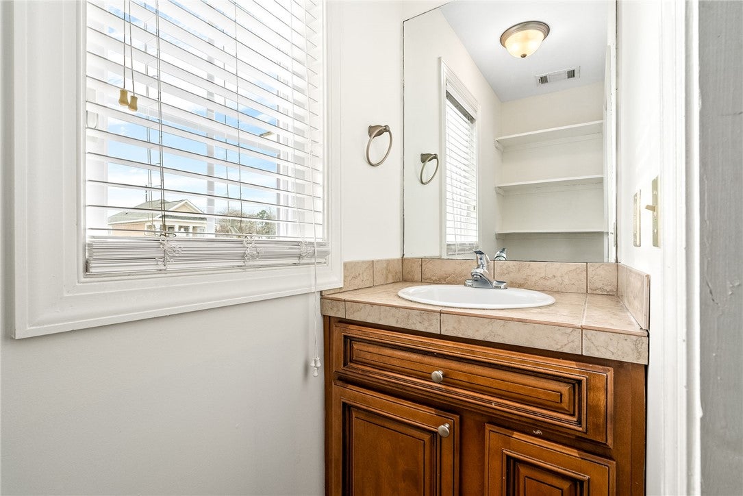 1957 Wire Road, Unit 29 Auburn, AL 36832 - Photo 17 of 19 Gallery Image 17