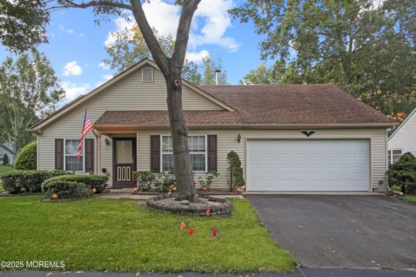 $284,450 | 71 Morning Glory Lane, Whiting, NJ 08759