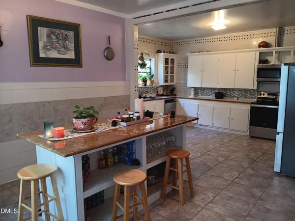 a view of a entryway door of a house