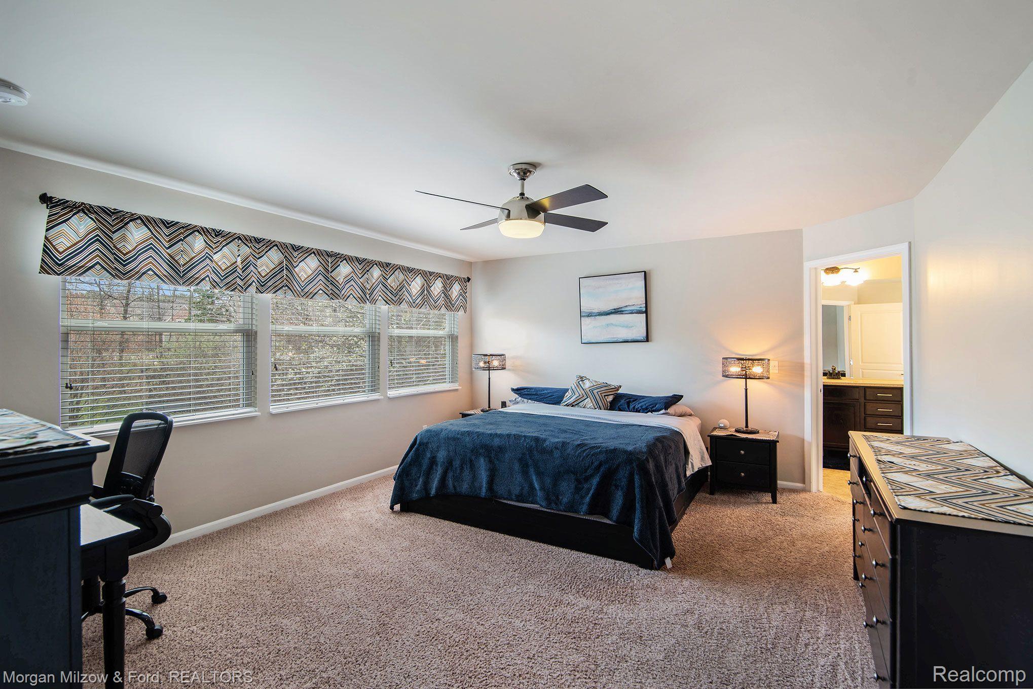 6961 Oakhurst Ridge Road Clarkston, MI 48348 - Photo 23 of 50 Primary Bedroom