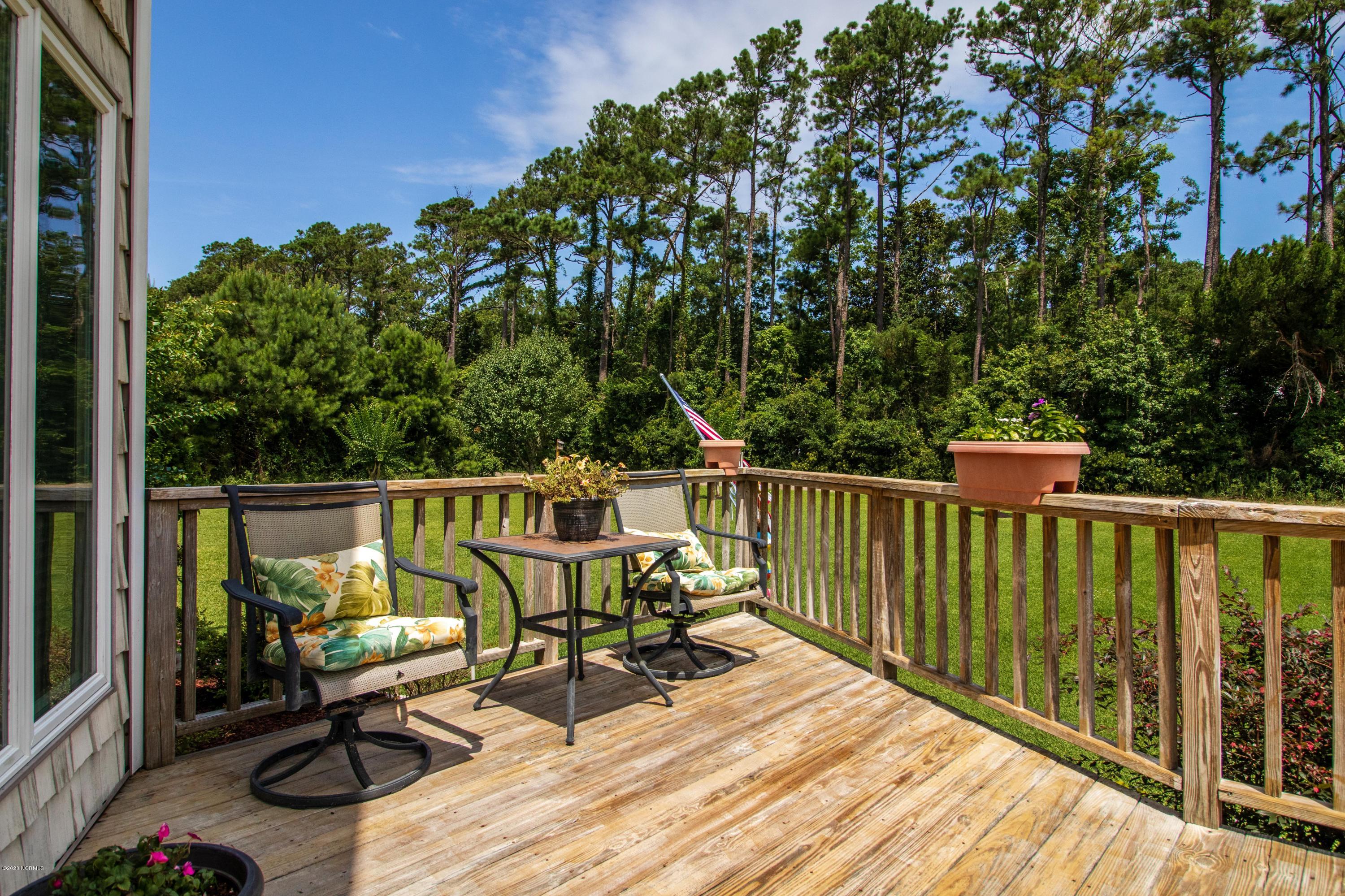 183 Oak Road Beaufort, NC 28516 - Photo 31 of 47 Back Open Deck