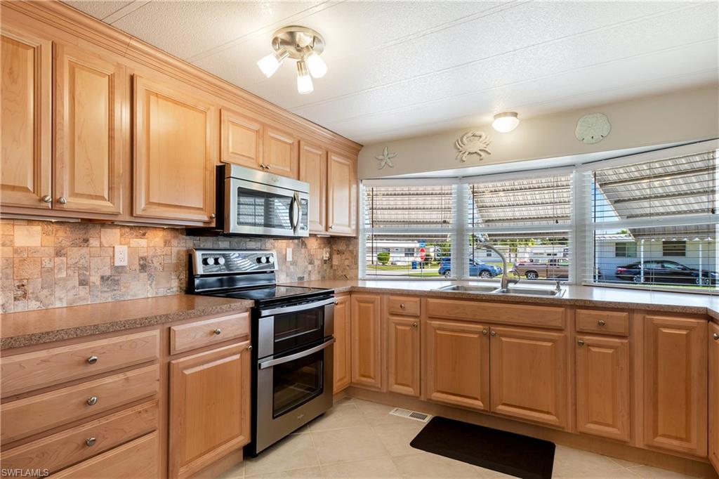 9334 Pitt Road Bonita Springs, FL 34135 - Photo 1 of 29 Gallery Image 1