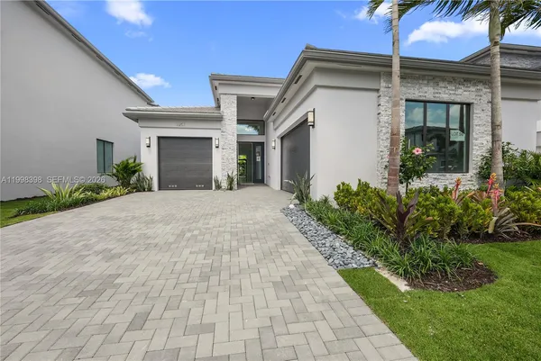 $10,000 | 9257 Sunflower Mdw Road, Boca Raton, FL 33434