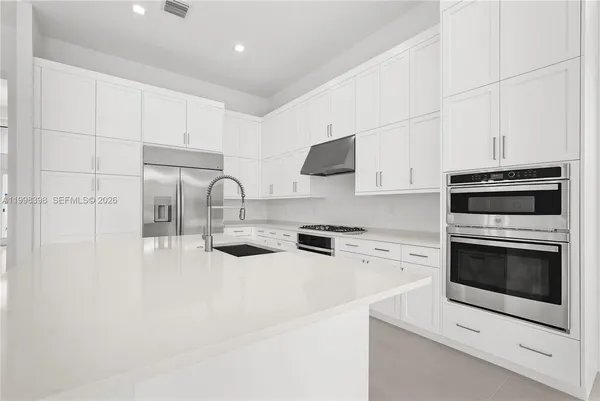 $10,000 | 9257 Sunflower Mdw Road, Boca Raton, FL 33434