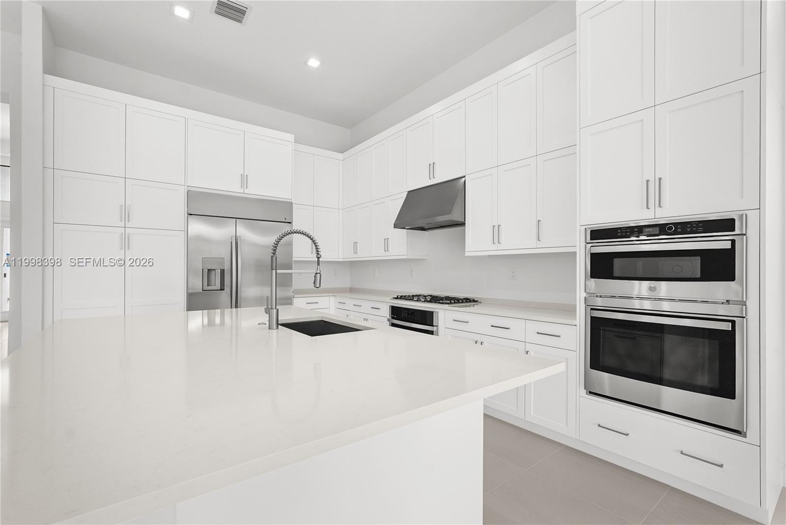 9257 Sunflower Mdw Road Boca Raton, FL 33434 - Photo 7 of 27