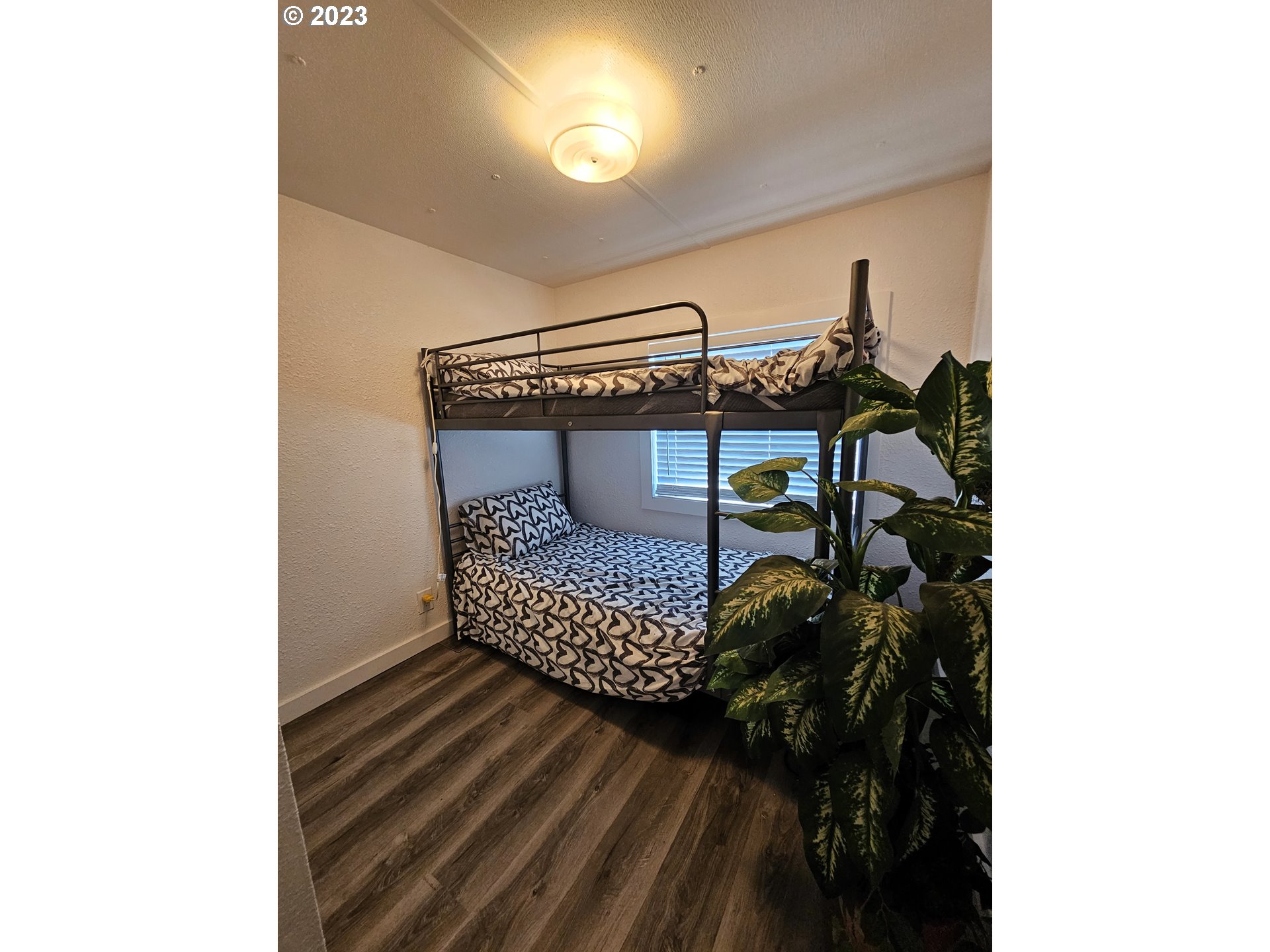 141 South Louisa Road Wamic, OR 97063 - Photo 10 of 33