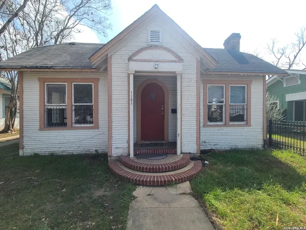 $975 | 1106 Hammond Avenue, San Antonio, TX 78210
