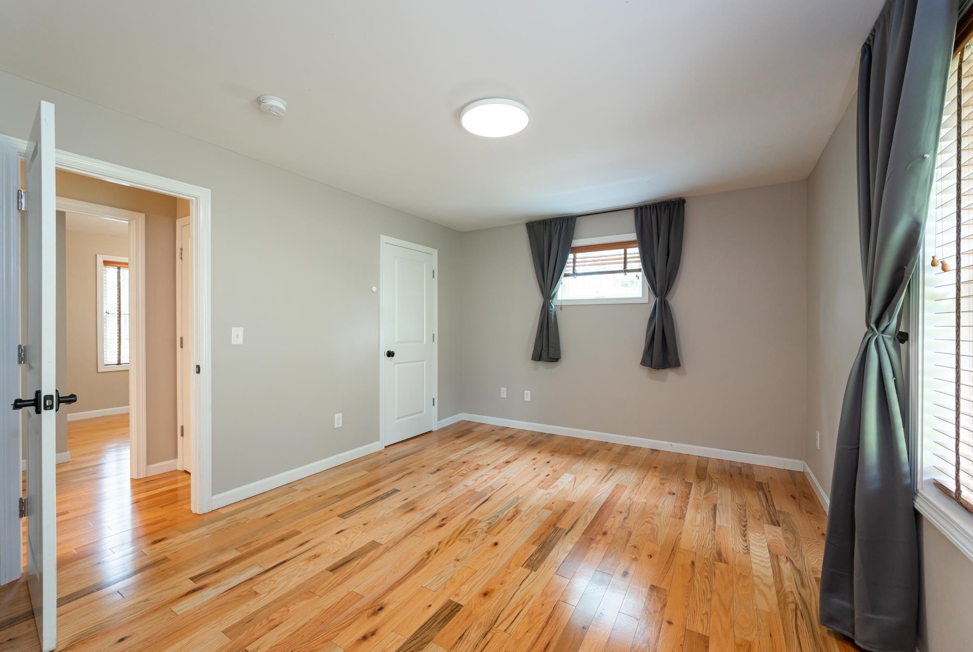 1118 Bodwell Road Manchester, NH 03109 - Photo 13 of 33 Gallery Image 13