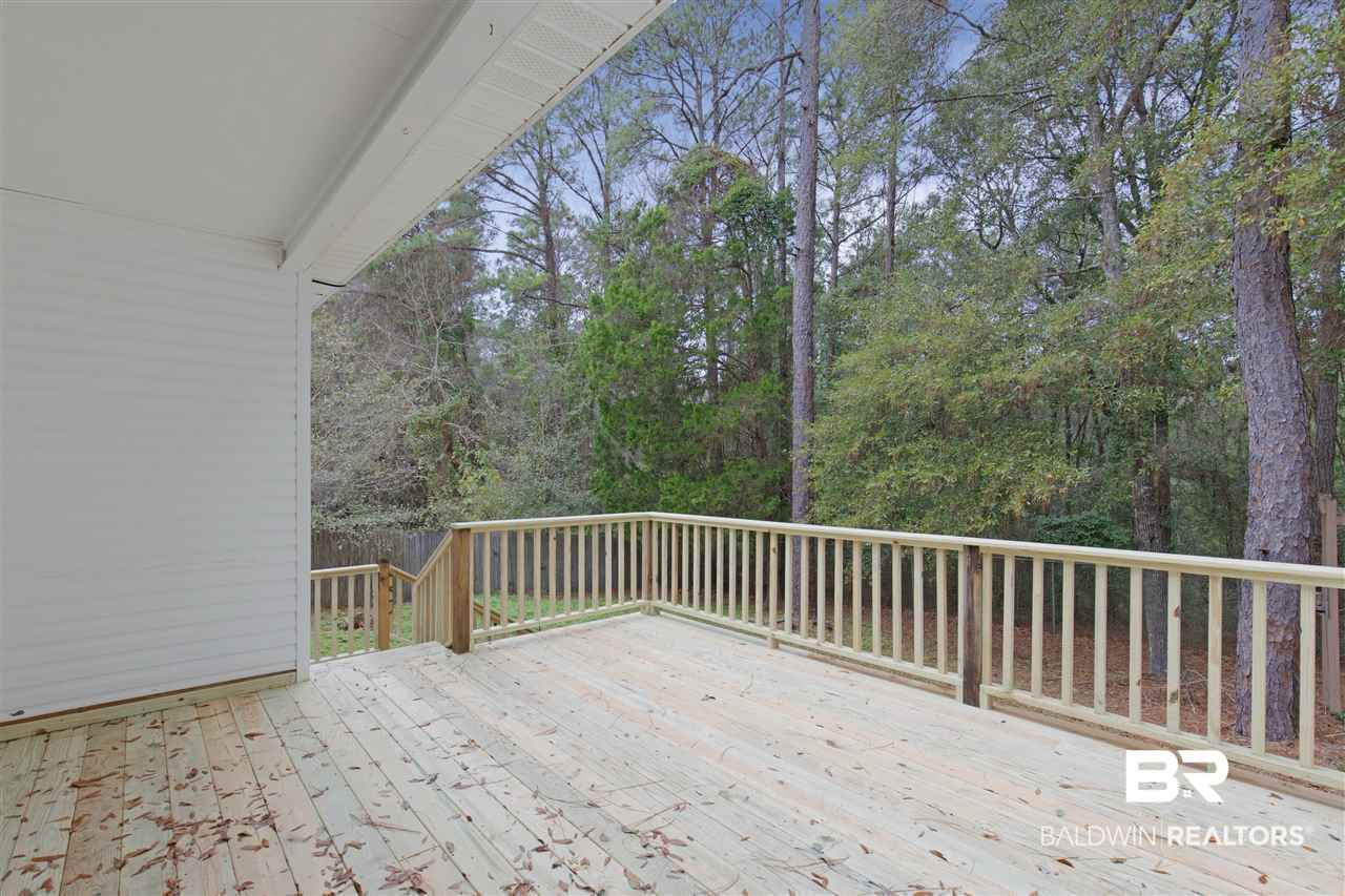 201 Ridgewood Drive Daphne, AL 36526 - Photo 4 of 24