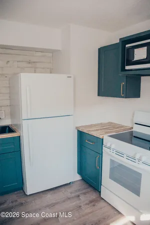 $1,095 | 211 Circle Drive, Unit 27C, Cape Canaveral, FL 32920