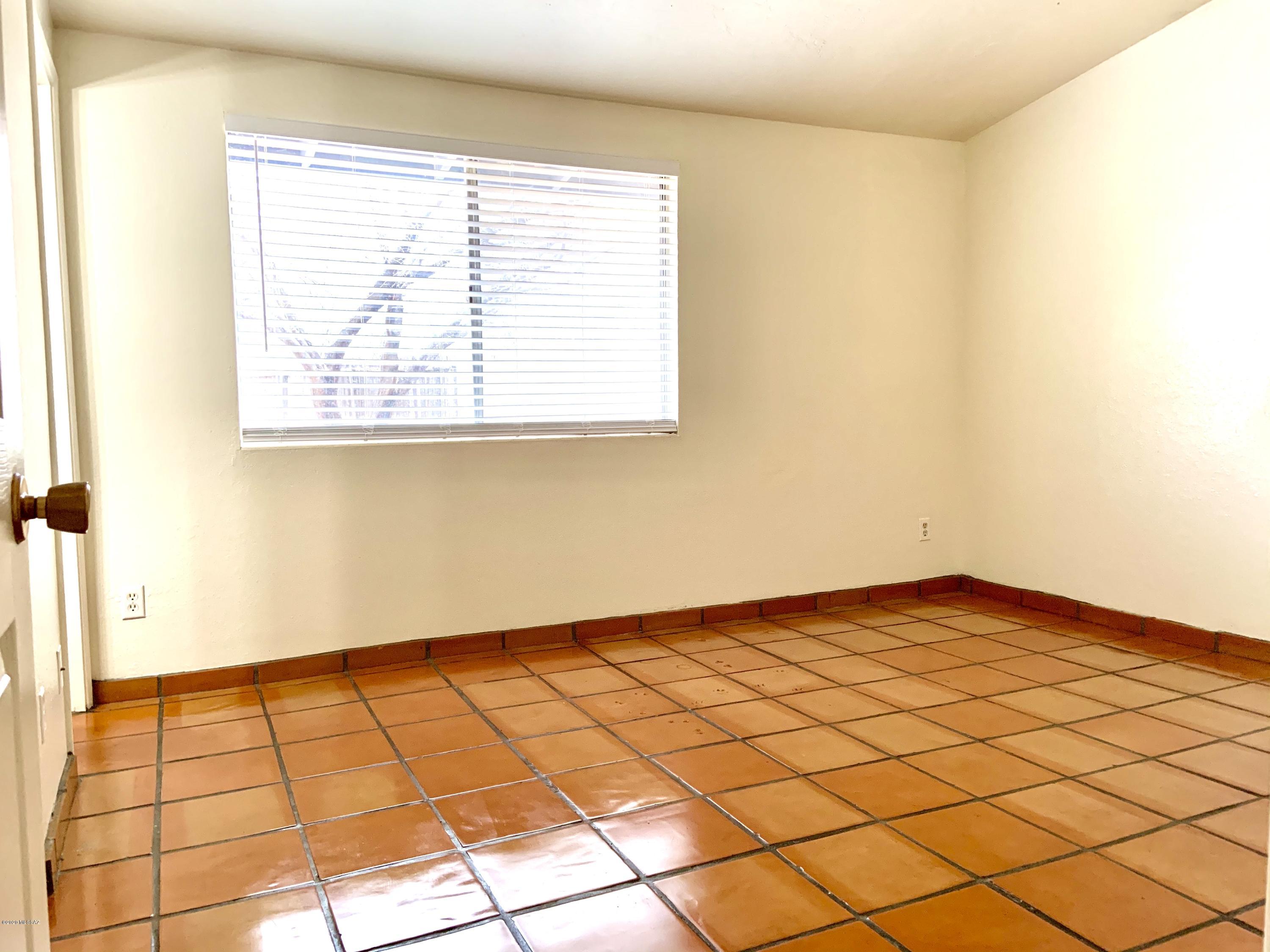 7500 North Rasmussen Avenue Tucson, AZ 85741 - Photo 22 of 36