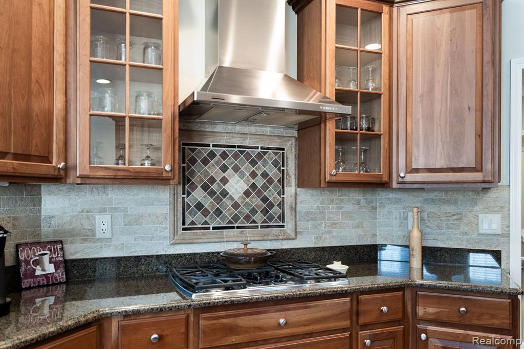 3657 Tremonte Circle, Unit 83 Rochester, MI 48306 - Photo 15 of 57