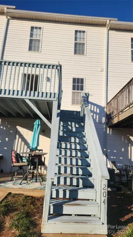 a view of entryway with staircase