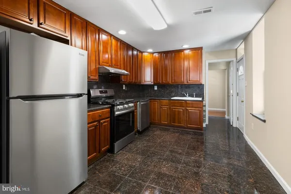 $2,350 | 1842 McKean Street, Philadelphia, PA 19145