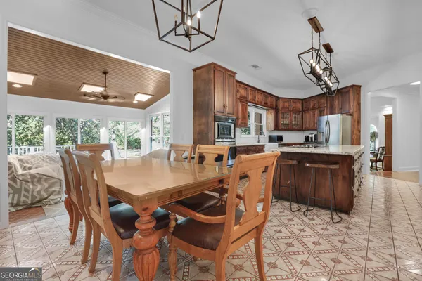 $969,900 | 5001 Country Club Road, Statesboro, GA 30458