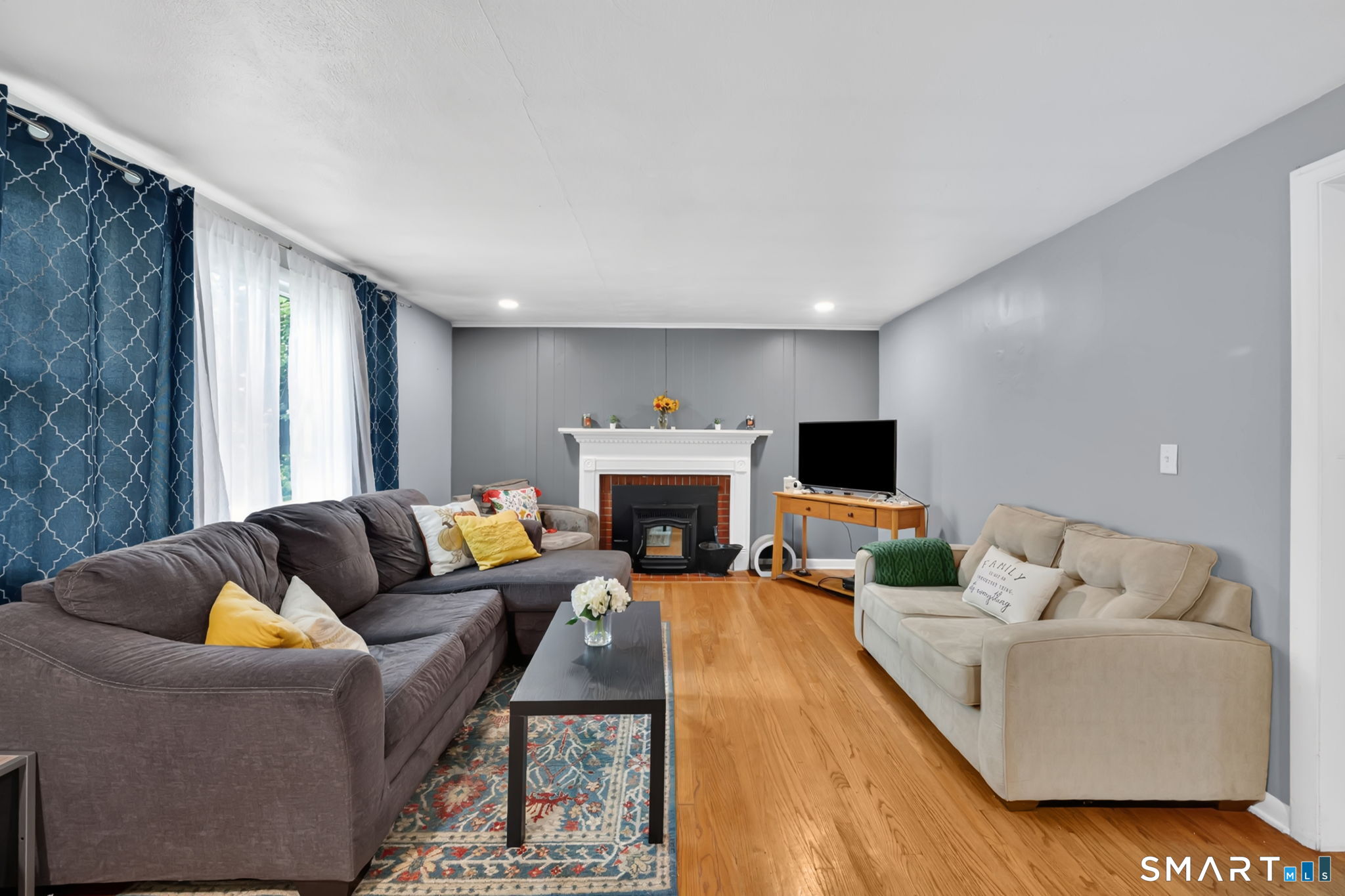 141 Tanner Street Manchester, CT 06042 - Photo 8 of 24