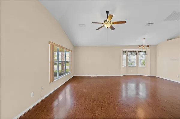 $280,000 | 2724 Golf Lake Drive, Unit 26, Plant City, FL 33566