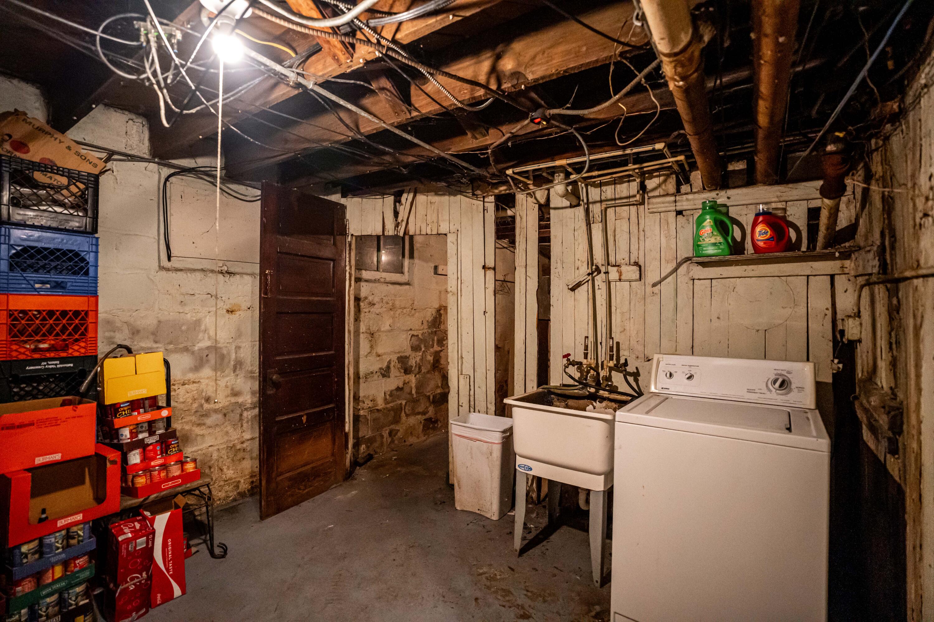 2857 North 34th Street, Unit 2859 Milwaukee, WI 53210 - Photo 29 of 33 DSC07305