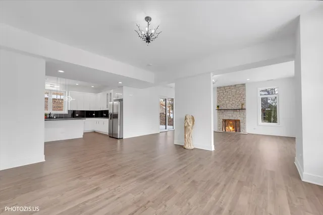 $980,000 | 615 Harper Drive, Algonquin, IL 60102