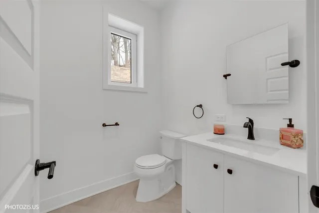 $980,000 | 615 Harper Drive, Algonquin, IL 60102