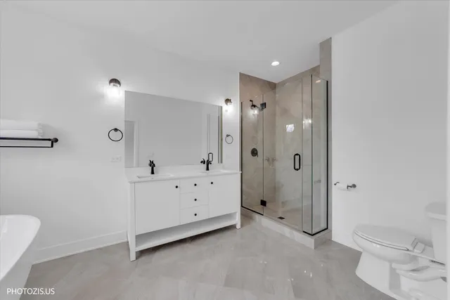 $980,000 | 615 Harper Drive, Algonquin, IL 60102