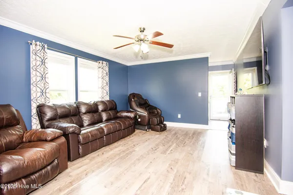 $580,000 | 154 Briar Patch Lane, Trenton, NC 28585