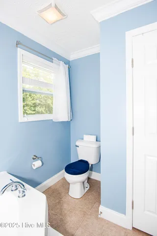 $585,000 | 154 Briar Patch Lane, Trenton, NC 28585