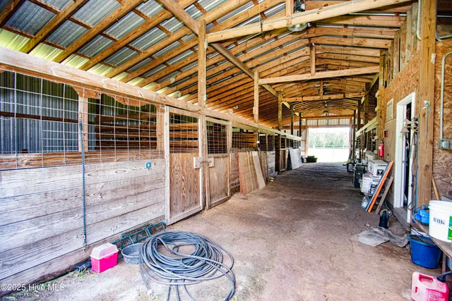 $585,000 | 154 Briar Patch Lane, Trenton, NC 28585