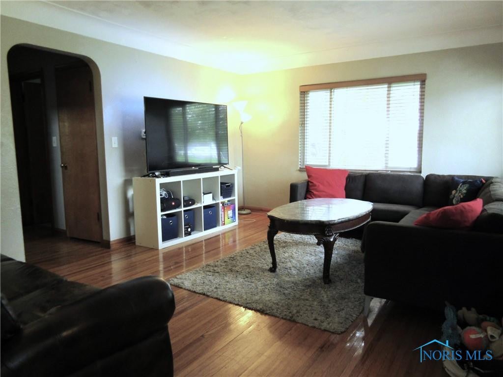1905 Farnham Road Toledo, OH 43607 - Photo 9 of 29 Gallery Image 9