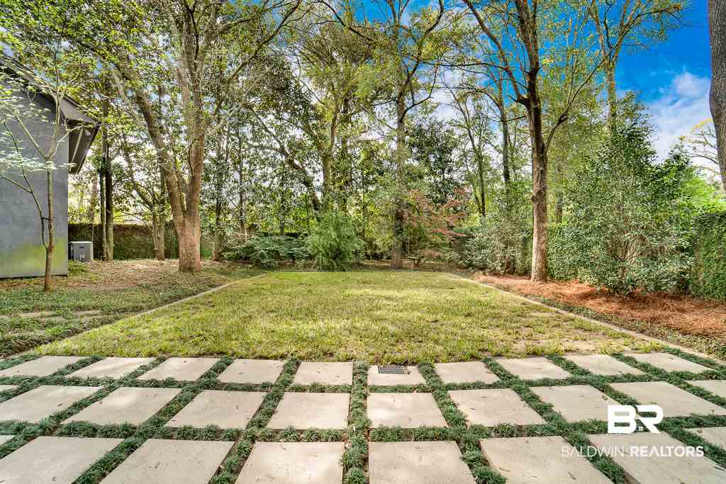 212 Kingswood Court Mobile, AL 36608 - Photo 27 of 32