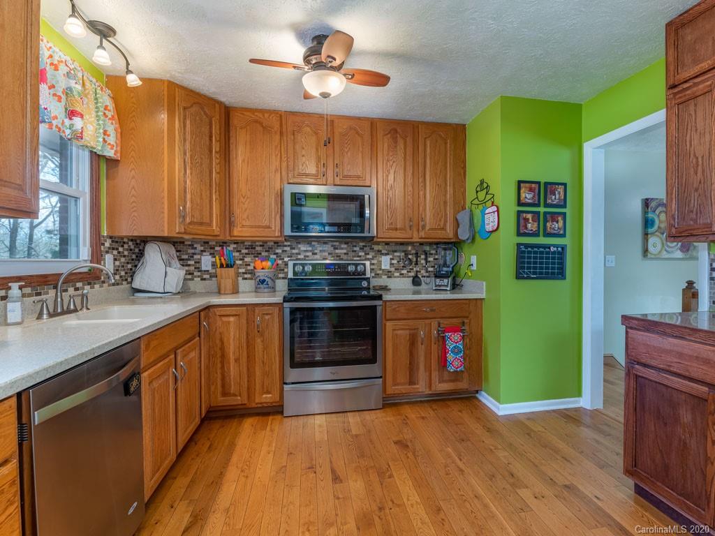 11 Norman Road Fletcher, NC 28732 - Photo 14 of 34