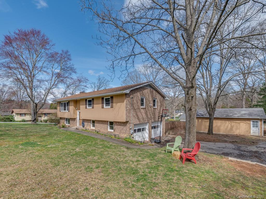 11 Norman Road Fletcher, NC 28732 - Photo 4 of 34