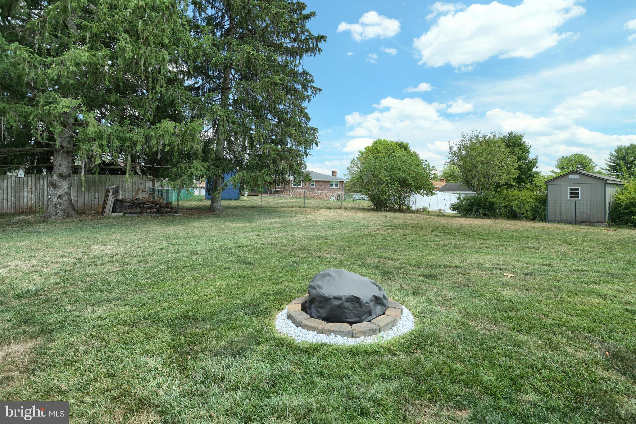 2491 Cedar Road York, PA 17408 - Photo 12 of 51