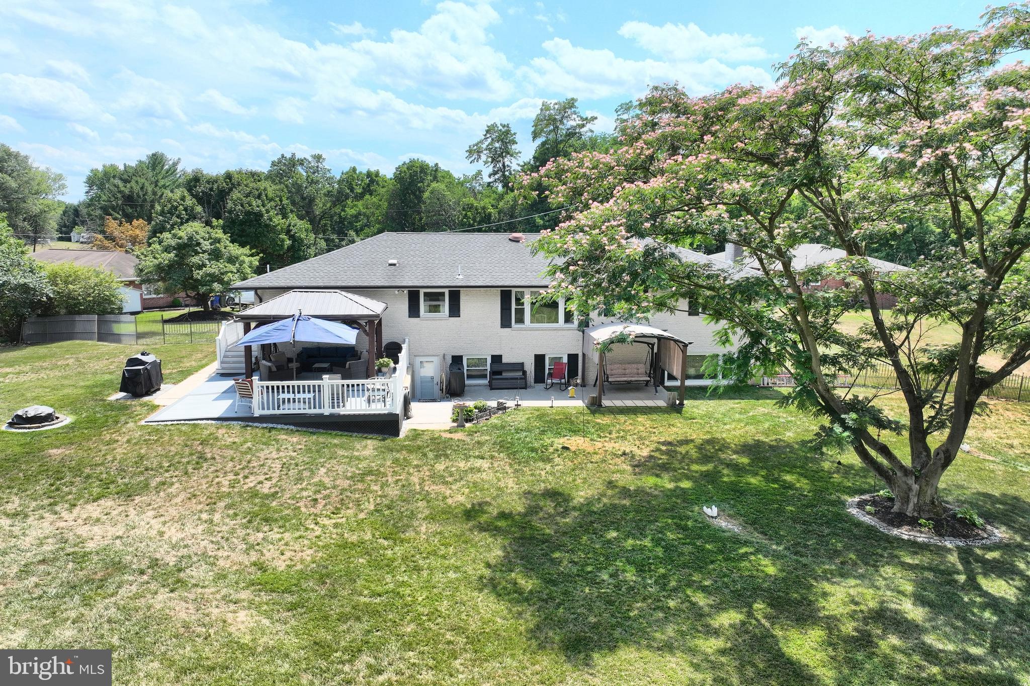 2491 Cedar Road York, PA 17408 - Photo 8 of 51
